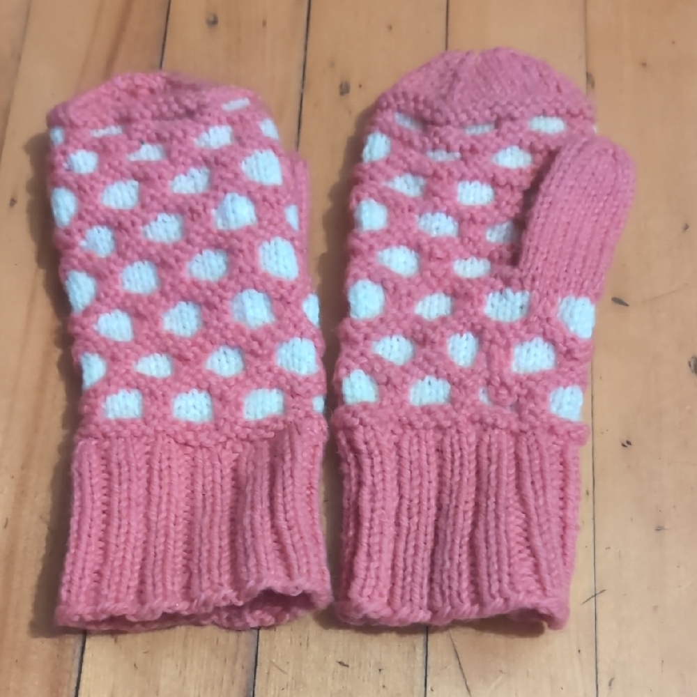 Charming Pink and White Polka Dot Mittens